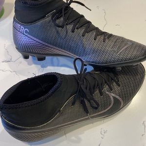 Nike mercurial soccer cleats